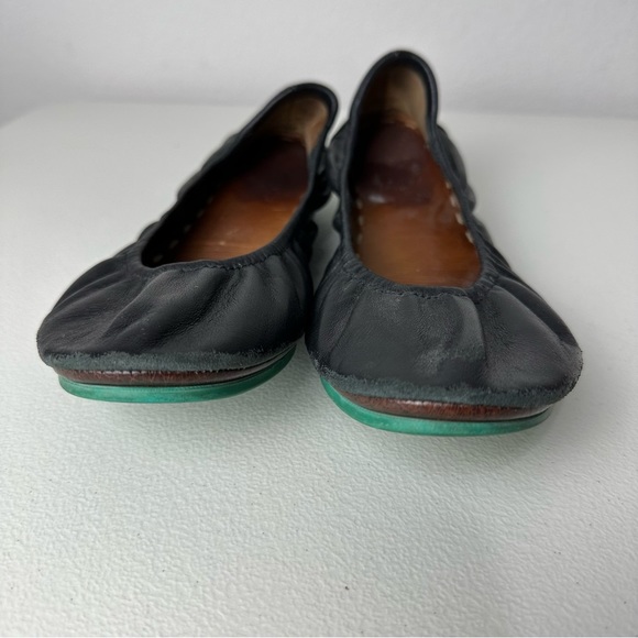 Tieks Black Foldable Flexible Ballet Flats Size 10 - Picture 2 of 6